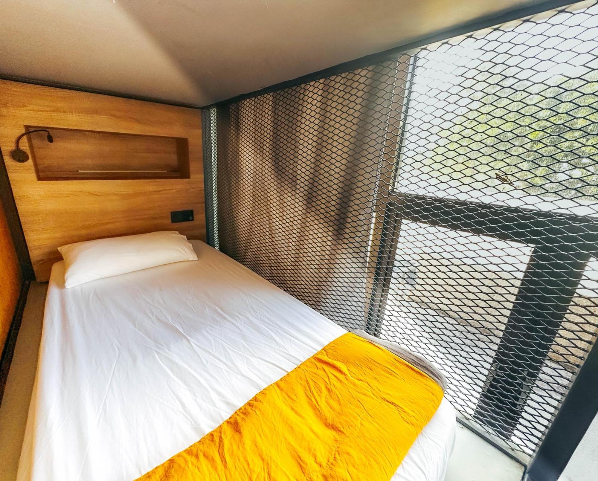 Arch Dormitorio Cenang Pantai Cenang  Exterior photo